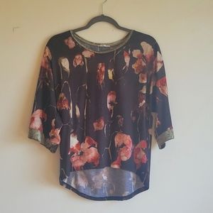 Zara women's 3/4 sleeve top size small